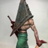 Figura Pyramid Head (Silent Hill) 20 cm