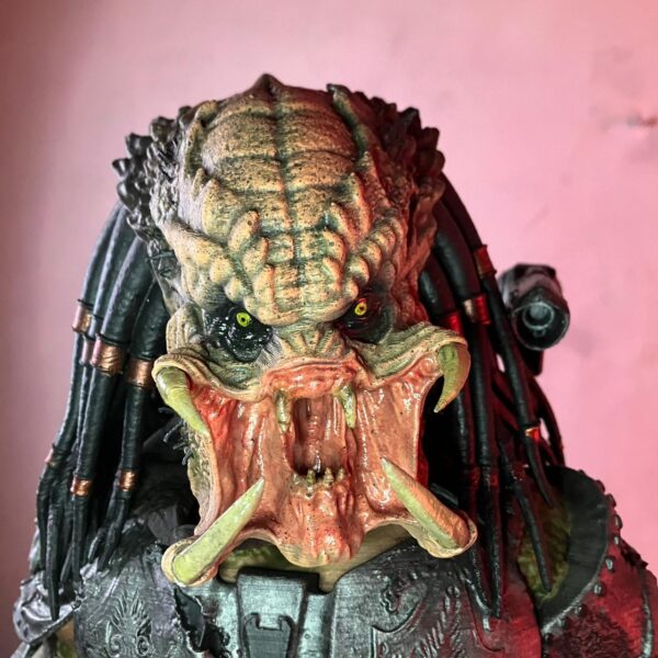 Figura PREDATOR 80 cm filamento