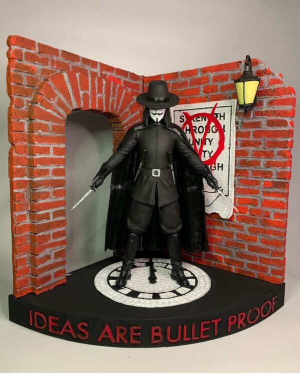 Diorama V of Vendetta 20cm